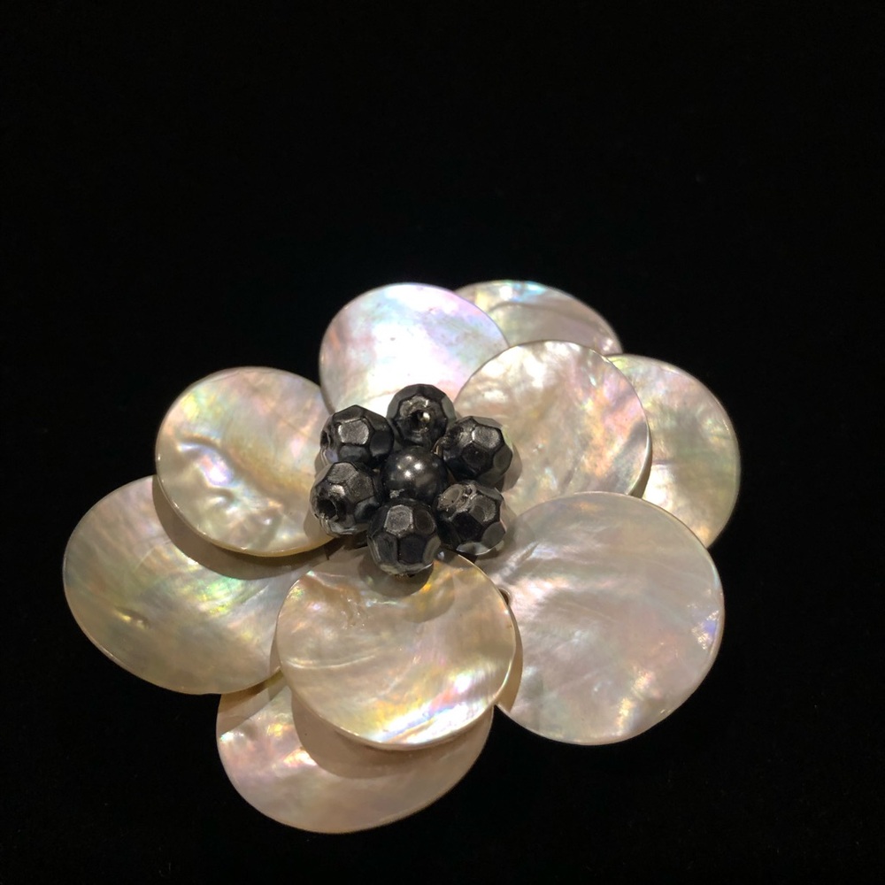 Cookie Lee Shell Beaded 3 Layer Necklace Vintage … - image 8